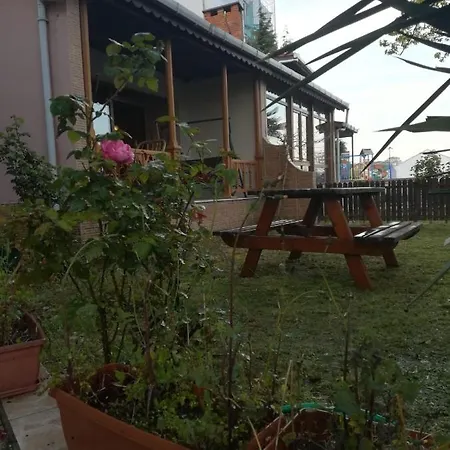 Chalet Sea House With Beach Access Istanbul